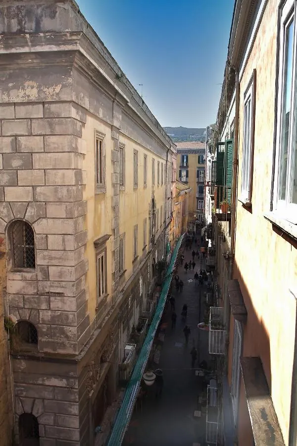 Conservatorio 16 - Bellini Room Naples Homestay